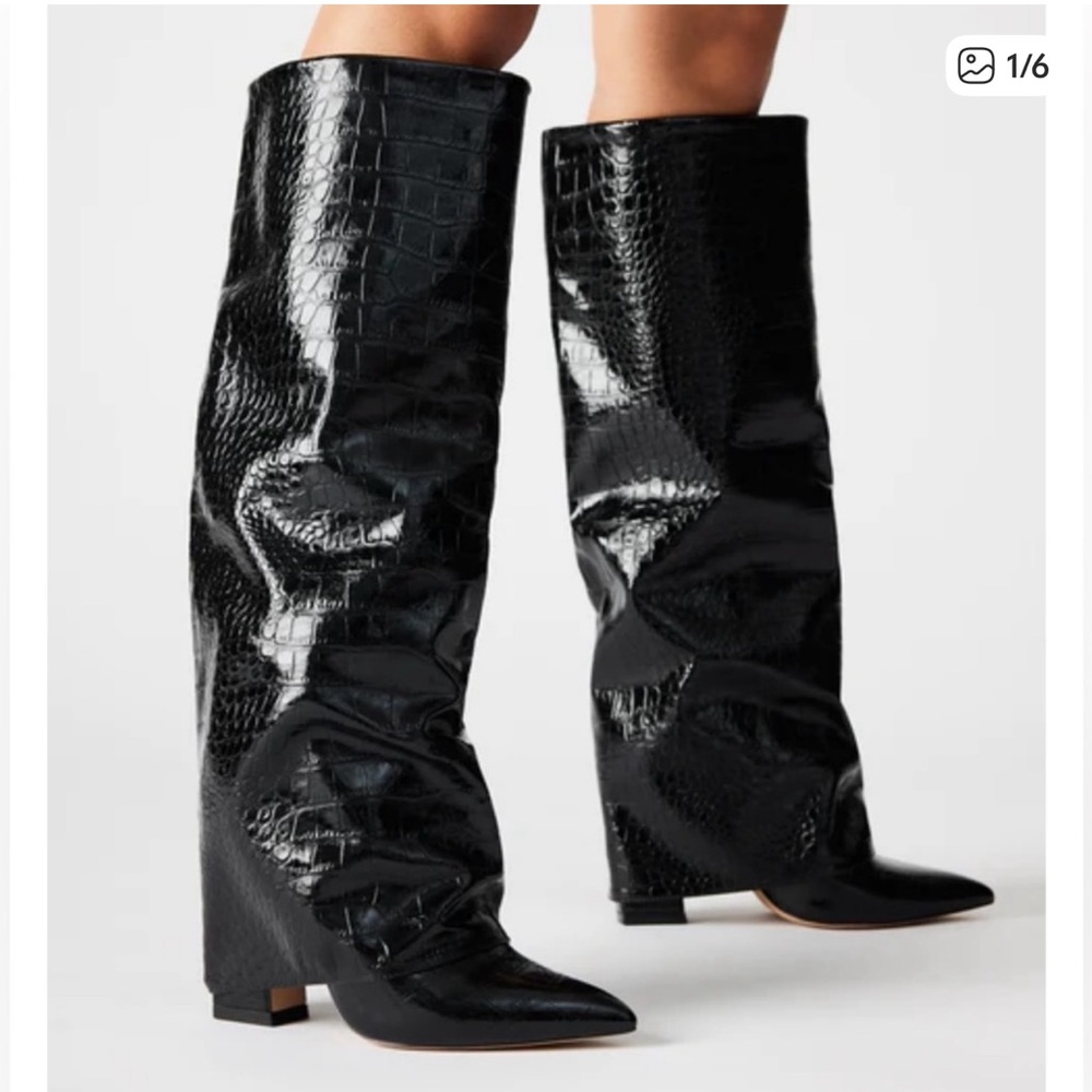 Black Croc-Embossed Knee-High Boots Steve Madden
